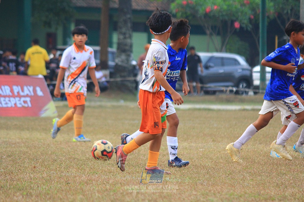 ijlu11 big8 190726 provision soccer school vs fifa farmel