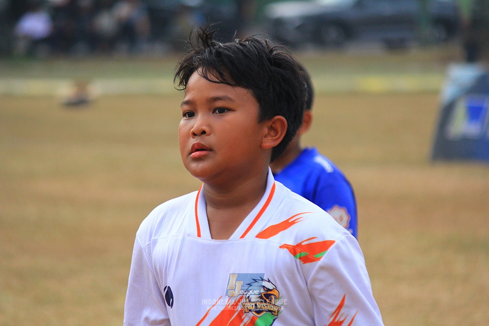 ijlu11 big8 190726 provision soccer school vs fifa farmel