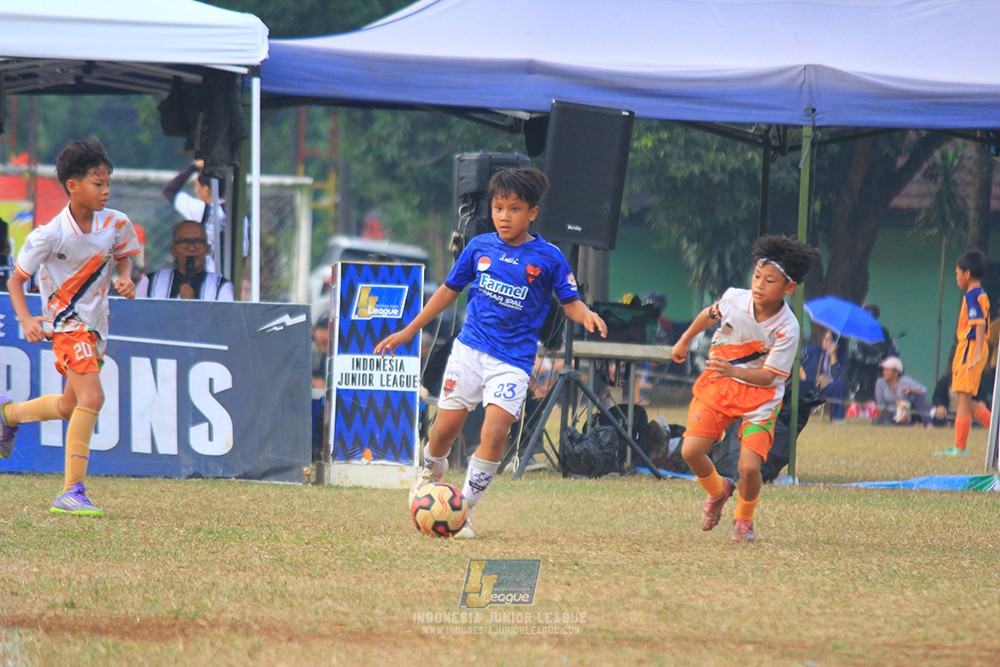 ijlu11 big8 190726 provision soccer school vs fifa farmel