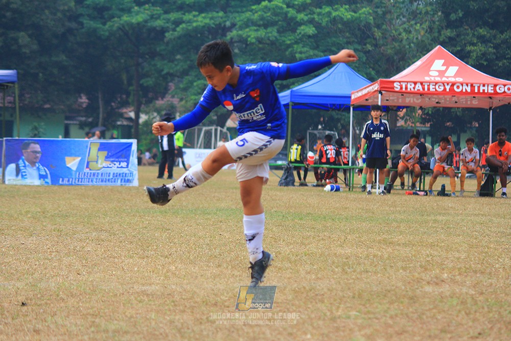 ijlu11 big8 190726 provision soccer school vs fifa farmel