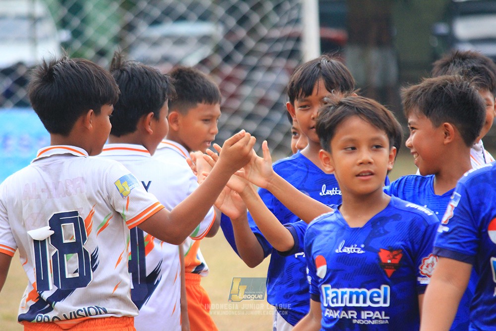 ijlu11 big8 190726 provision soccer school vs fifa farmel