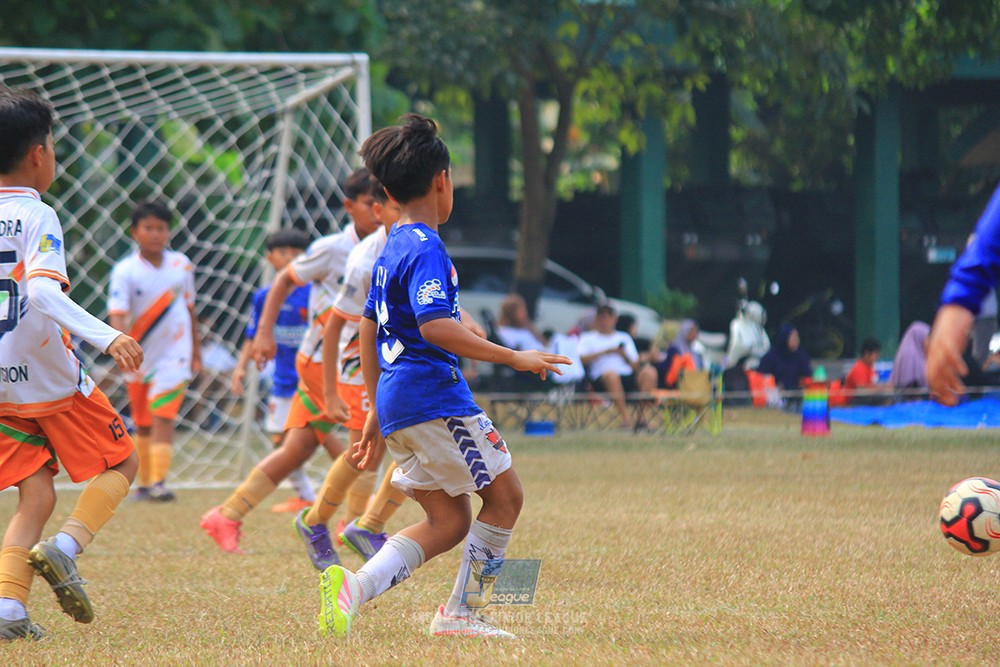 ijlu11 big8 190726 provision soccer school vs fifa farmel
