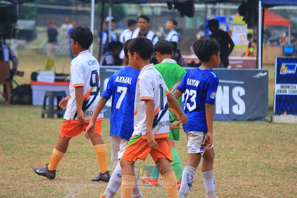 ijlu11 big8 190726 provision soccer school vs fifa farmel