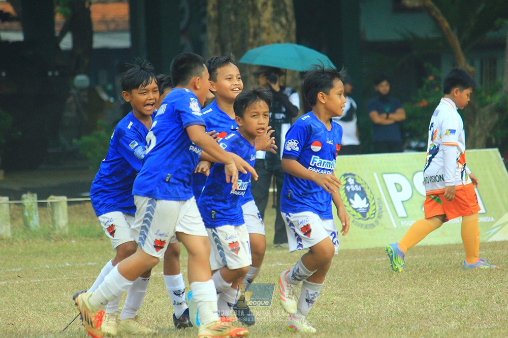 ijlu11 big8 190726 provision soccer school vs fifa farmel
