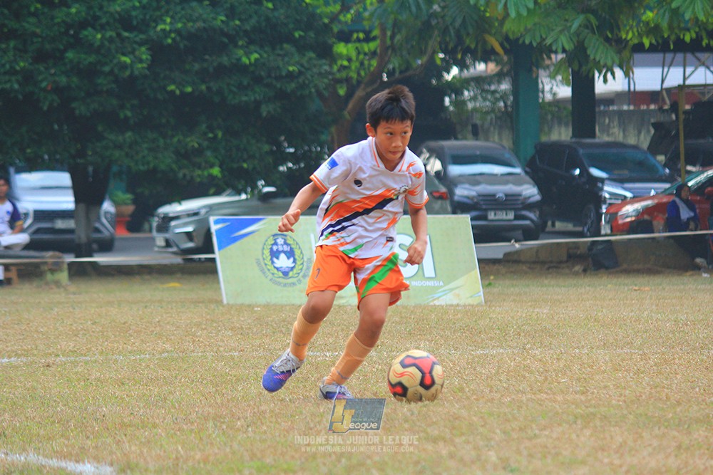 ijlu11 big8 190726 provision soccer school vs fifa farmel