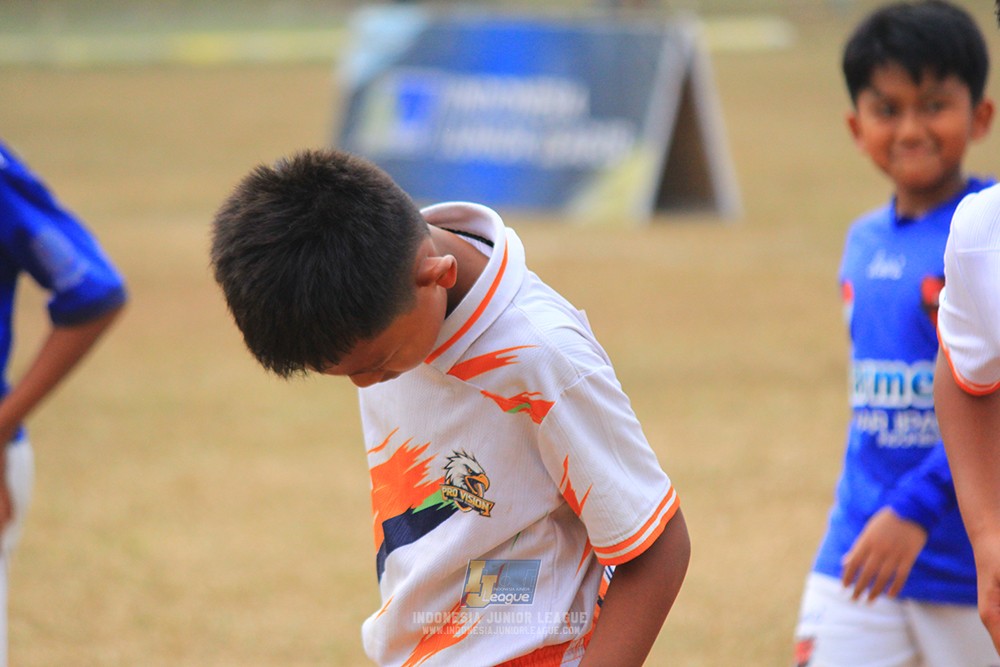 ijlu11 big8 190726 provision soccer school vs fifa farmel