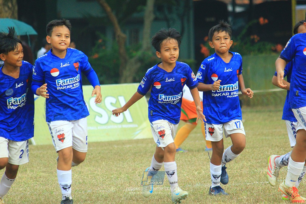 ijlu11 big8 190726 provision soccer school vs fifa farmel