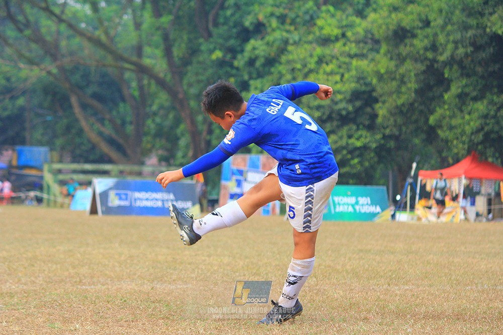 ijlu11 big8 190726 provision soccer school vs fifa farmel