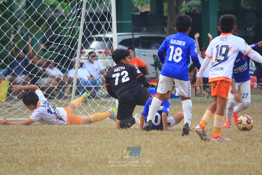 ijlu11 big8 190726 provision soccer school vs fifa farmel