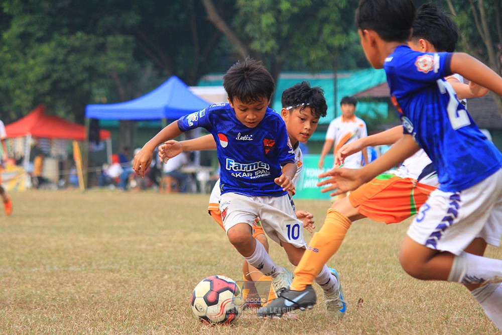 ijlu11 big8 190726 provision soccer school vs fifa farmel