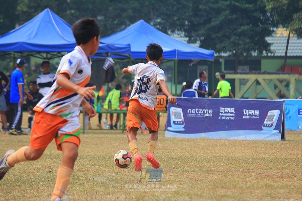 ijlu11 big8 190726 provision soccer school vs fifa farmel
