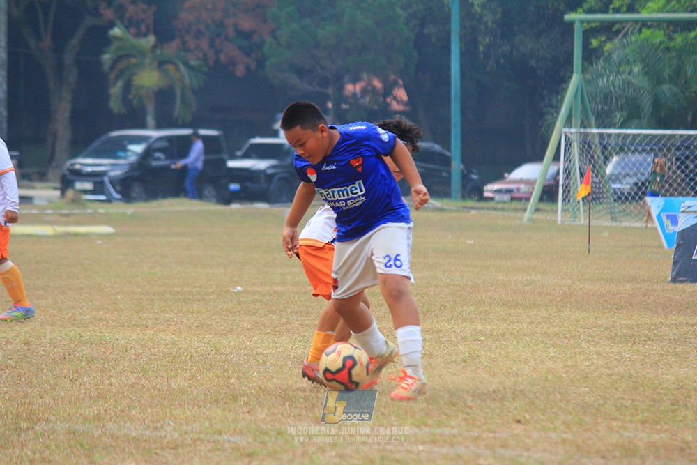 ijlu11 big8 190726 provision soccer school vs fifa farmel