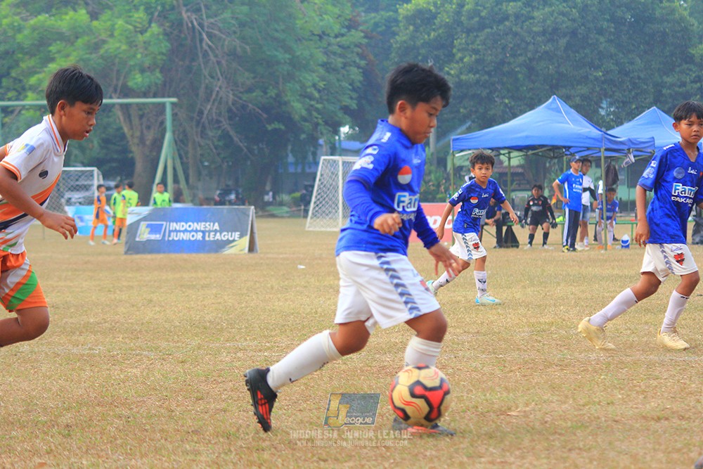 ijlu11 big8 190726 provision soccer school vs fifa farmel