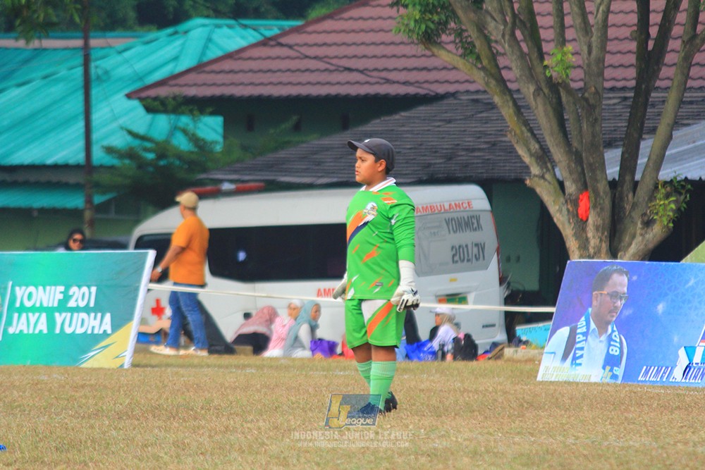 ijlu11 big8 190726 provision soccer school vs fifa farmel