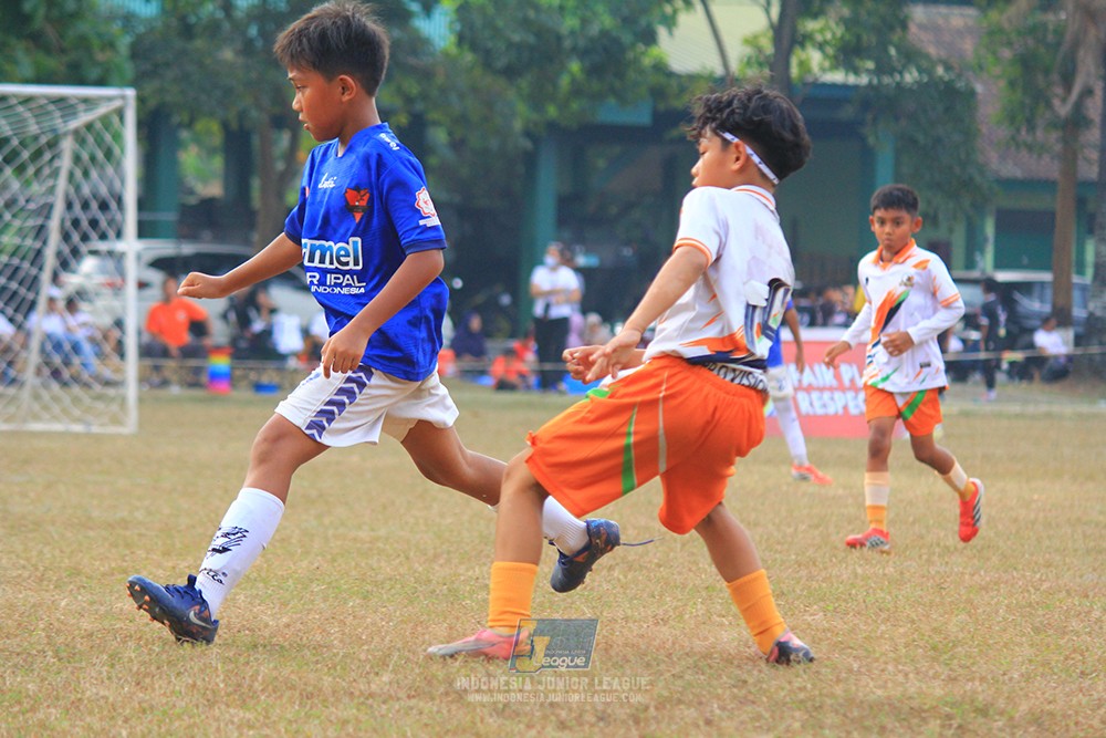 ijlu11 big8 190726 provision soccer school vs fifa farmel