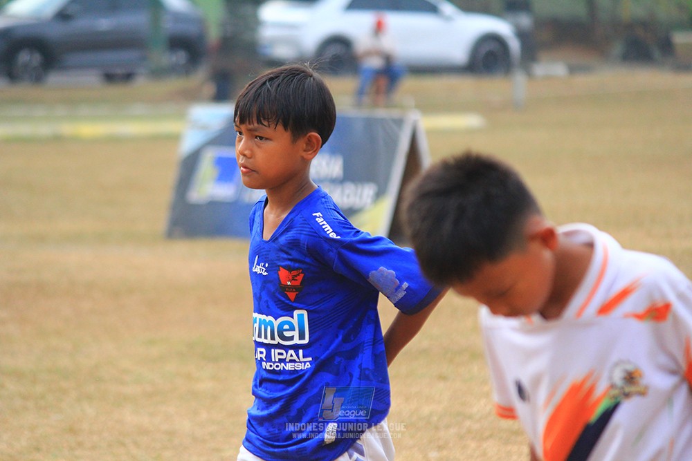 ijlu11 big8 190726 provision soccer school vs fifa farmel