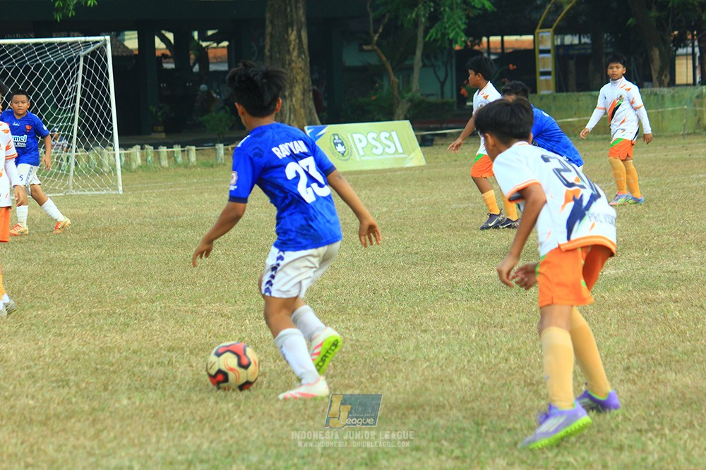 ijlu11 big8 190726 provision soccer school vs fifa farmel