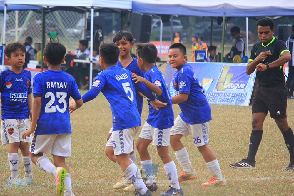 ijlu11 big8 190726 provision soccer school vs fifa farmel