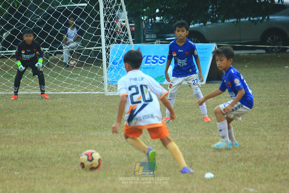 ijlu11 big8 190726 provision soccer school vs fifa farmel