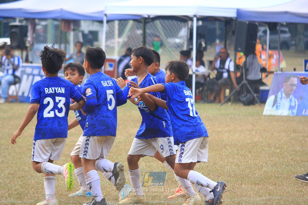 ijlu11 big8 190726 provision soccer school vs fifa farmel
