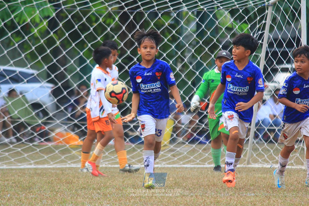 ijlu11 big8 190726 provision soccer school vs fifa farmel