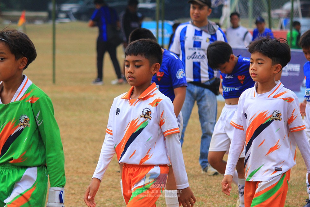 ijlu11 big8 190726 provision soccer school vs fifa farmel