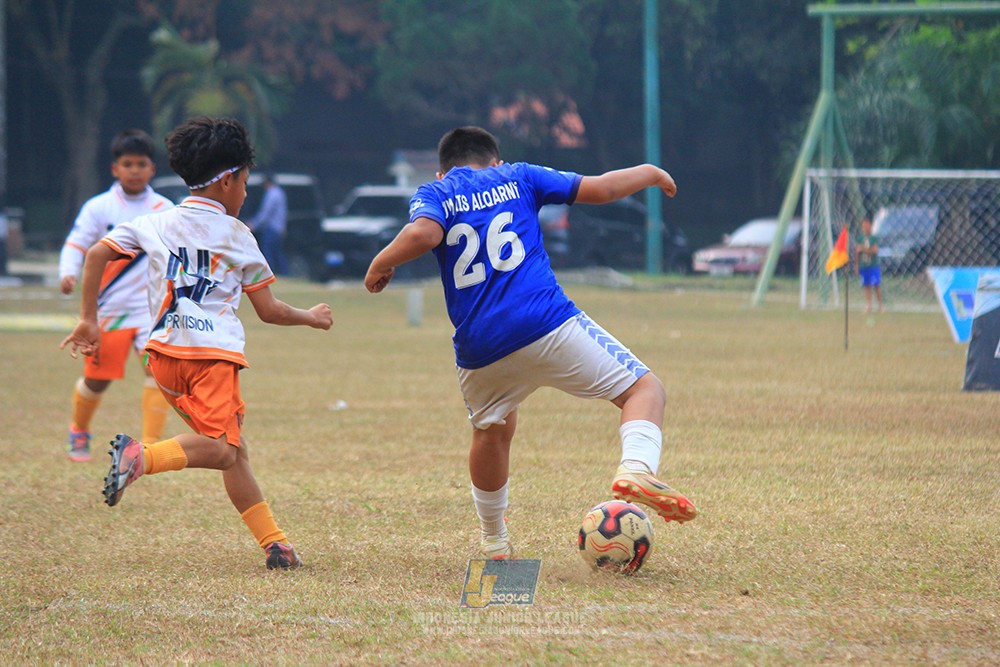 ijlu11 big8 190726 provision soccer school vs fifa farmel