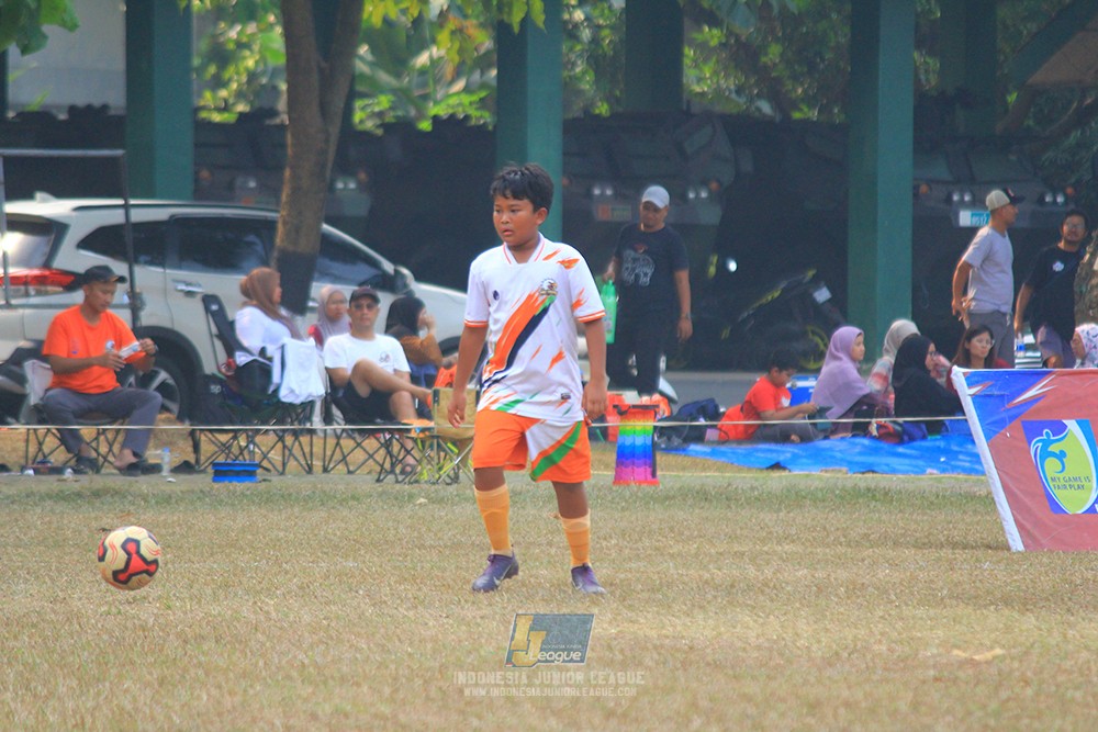ijlu11 big8 190726 provision soccer school vs fifa farmel