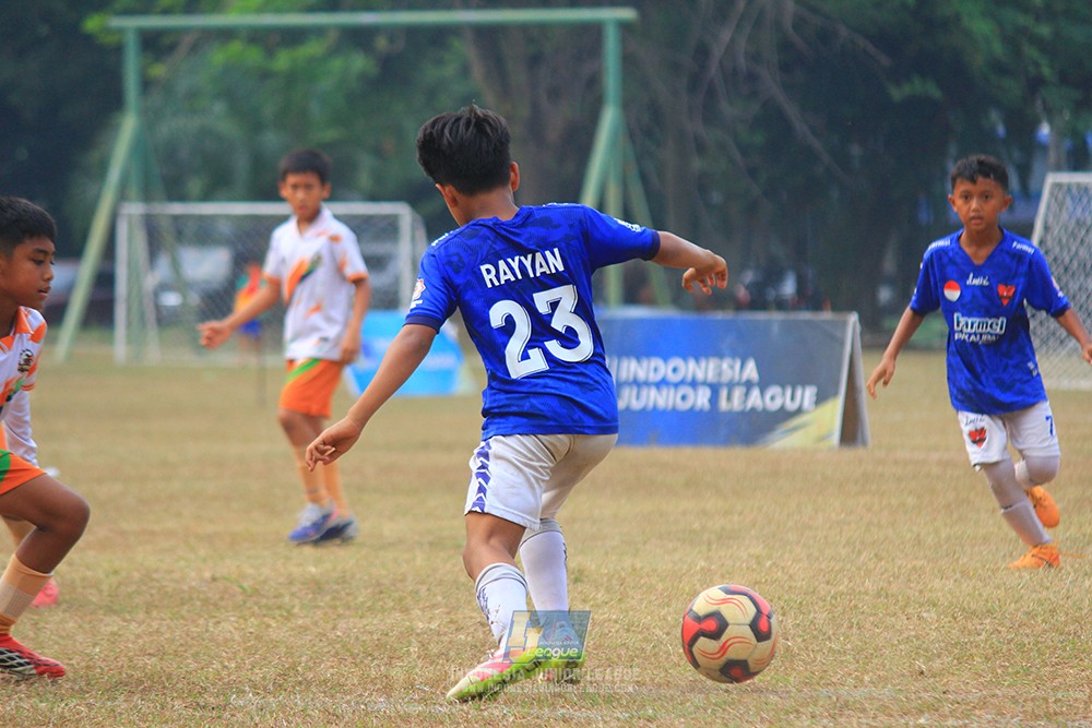 ijlu11 big8 190726 provision soccer school vs fifa farmel