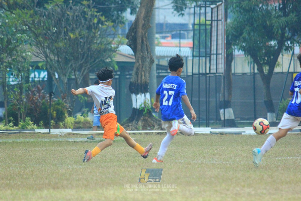 ijlu11 big8 190726 provision soccer school vs fifa farmel