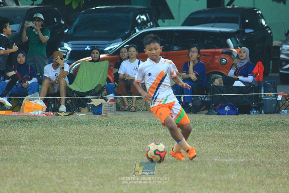 ijlu11 big8 190726 provision soccer school vs fifa farmel