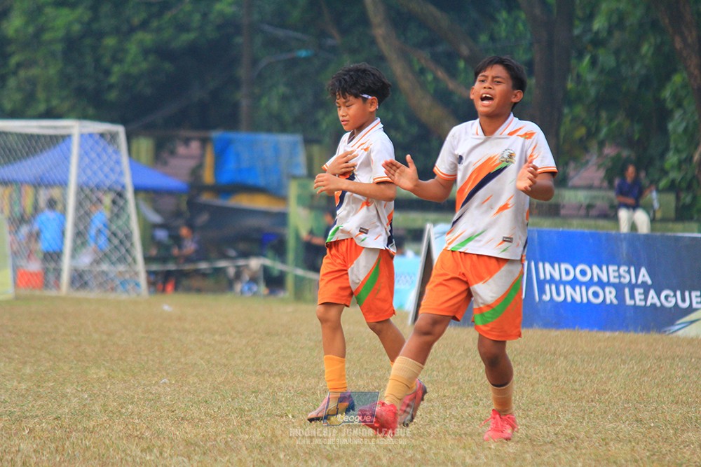 ijlu11 big8 190726 provision soccer school vs fifa farmel