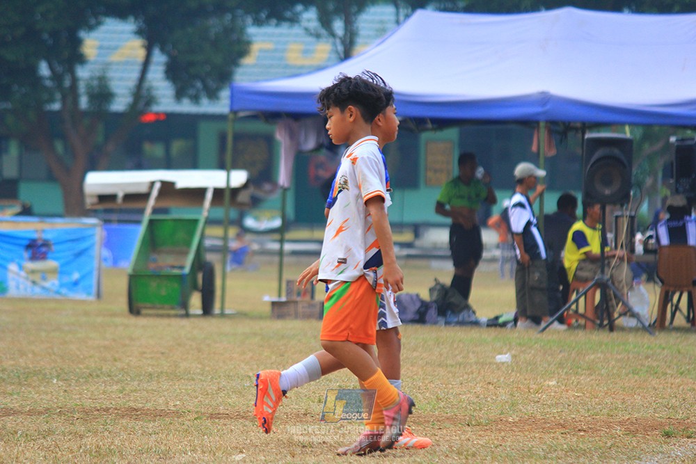 ijlu11 big8 190726 provision soccer school vs fifa farmel