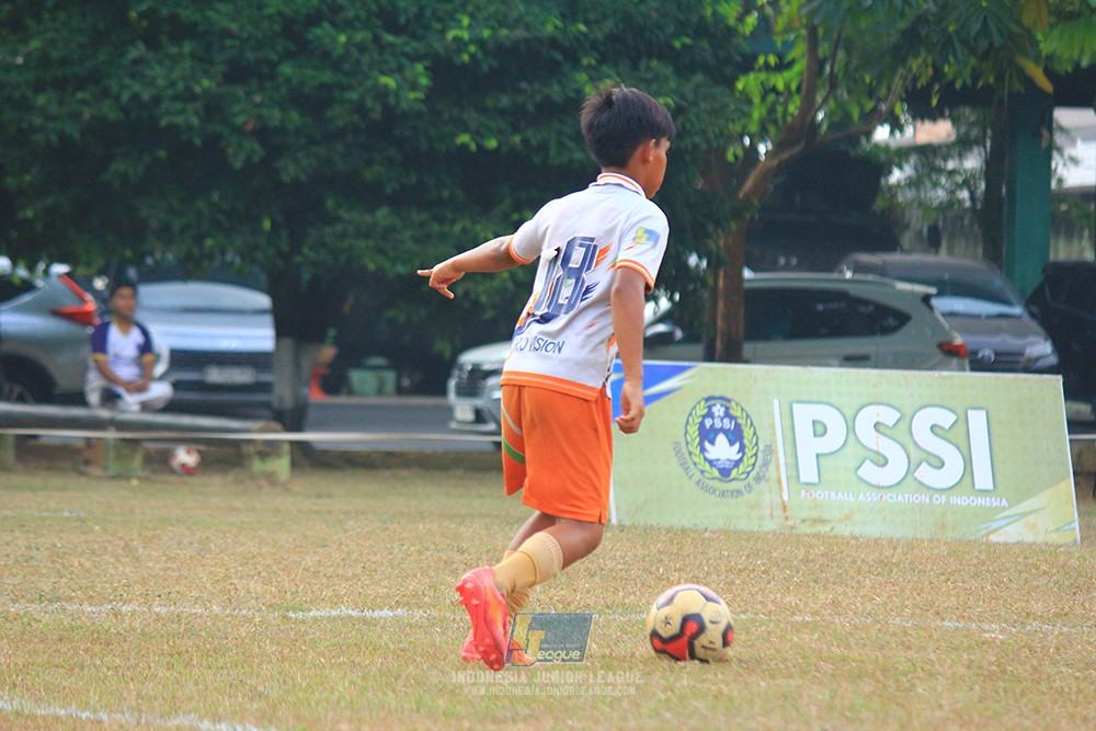 ijlu11 big8 190726 provision soccer school vs fifa farmel