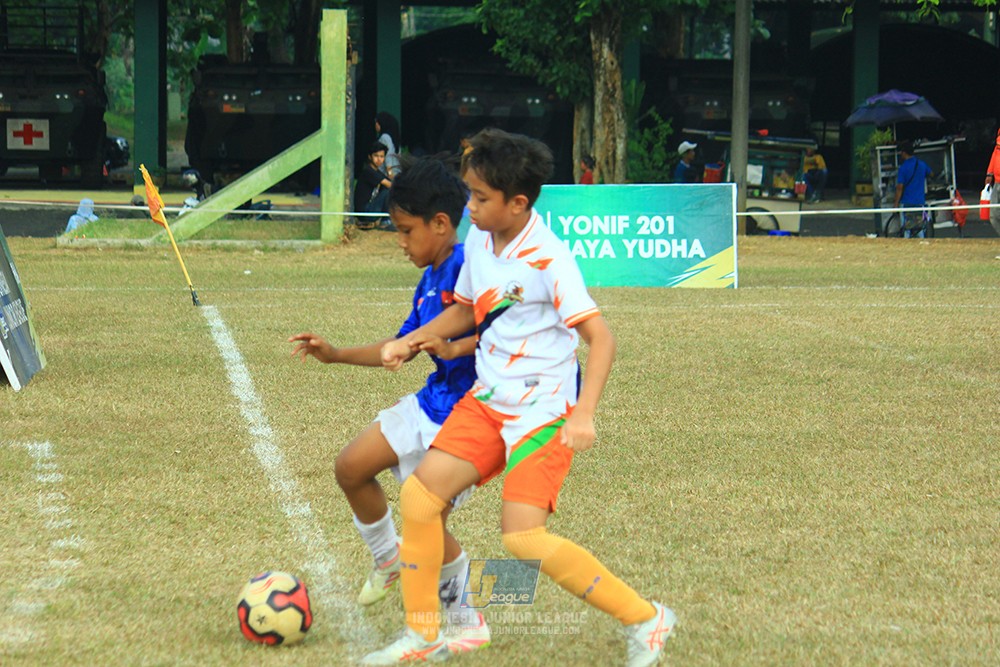ijlu11 big8 190726 provision soccer school vs fifa farmel