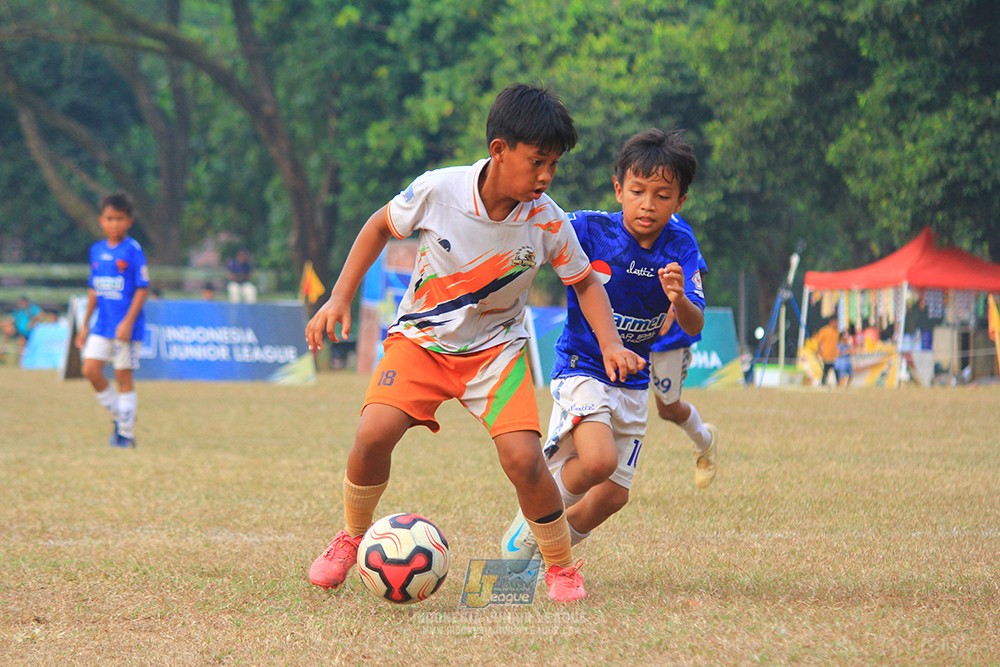 ijlu11 big8 190726 provision soccer school vs fifa farmel