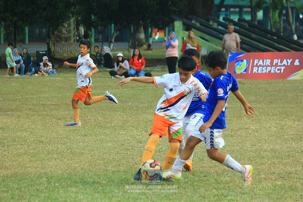 ijlu11 big8 190726 provision soccer school vs fifa farmel