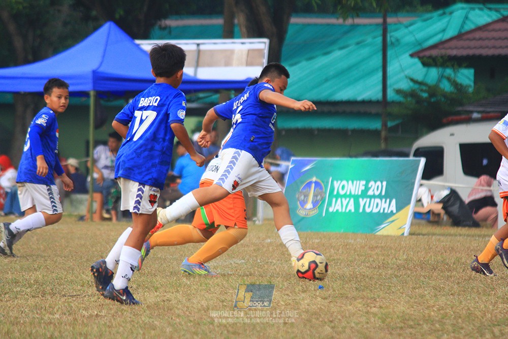 ijlu11 big8 190726 provision soccer school vs fifa farmel