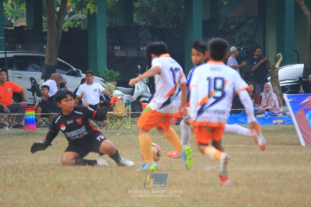 ijlu11 big8 190726 provision soccer school vs fifa farmel