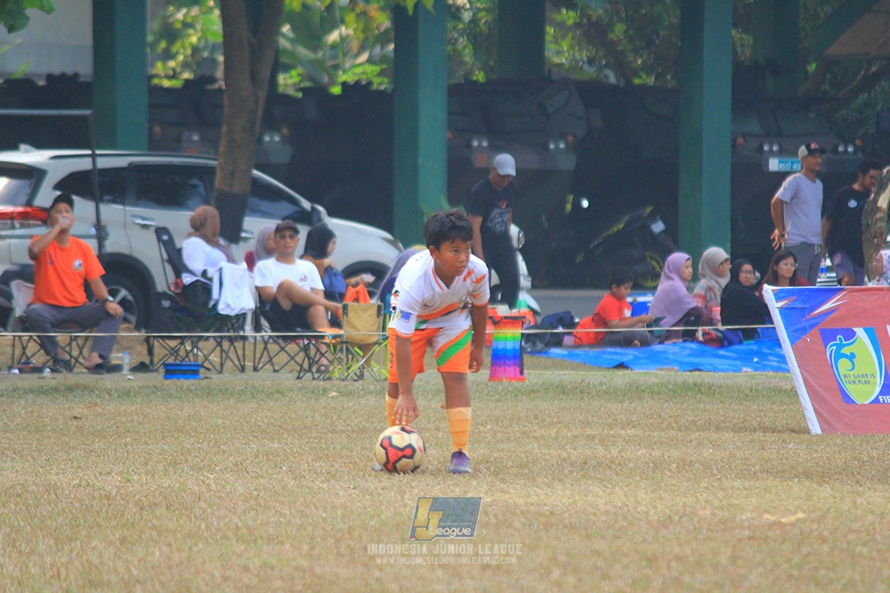 ijlu11 big8 190726 provision soccer school vs fifa farmel