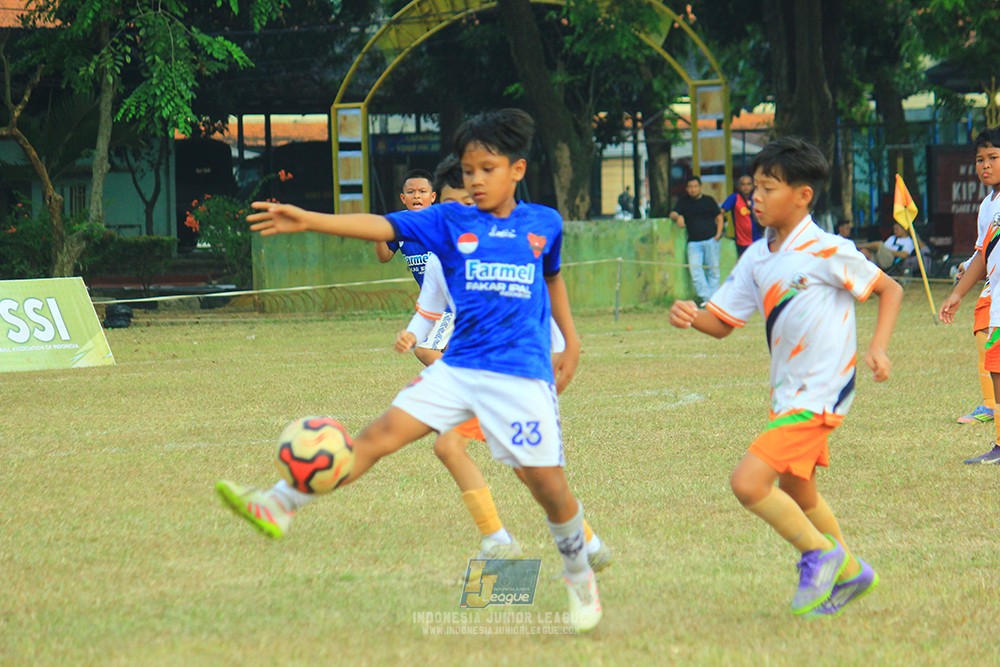 ijlu11 big8 190726 provision soccer school vs fifa farmel