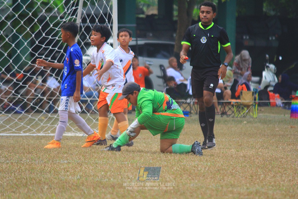 ijlu11 big8 190726 provision soccer school vs fifa farmel