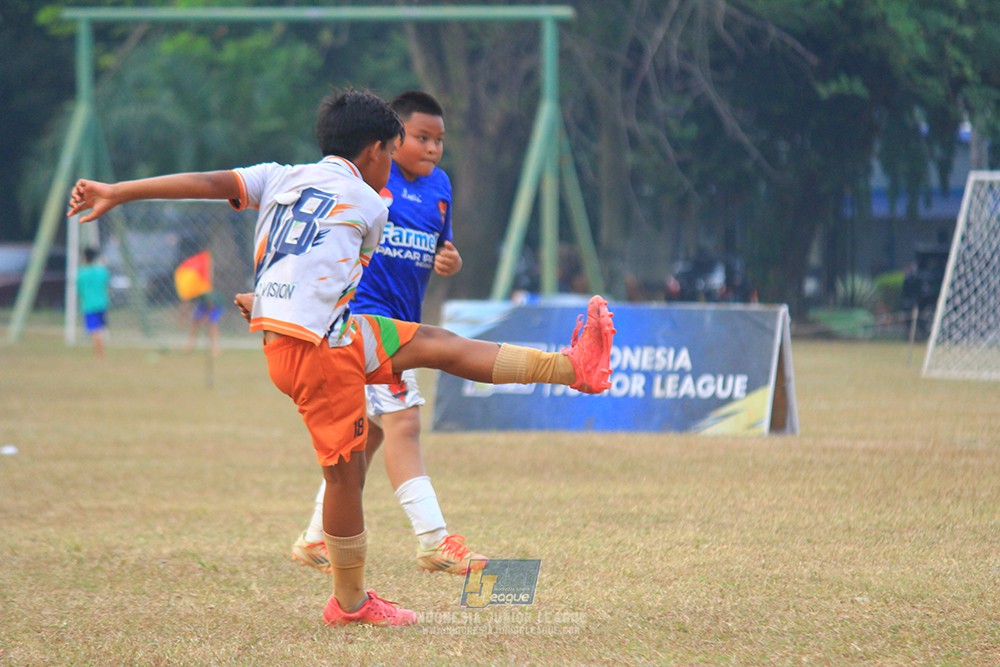 ijlu11 big8 190726 provision soccer school vs fifa farmel