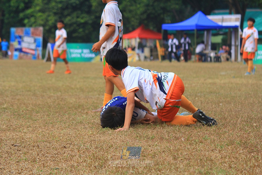 ijlu11 big8 190726 provision soccer school vs fifa farmel