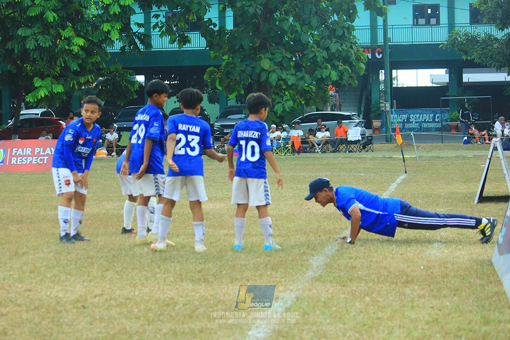 ijlu11 big8 190726 provision soccer school vs fifa farmel