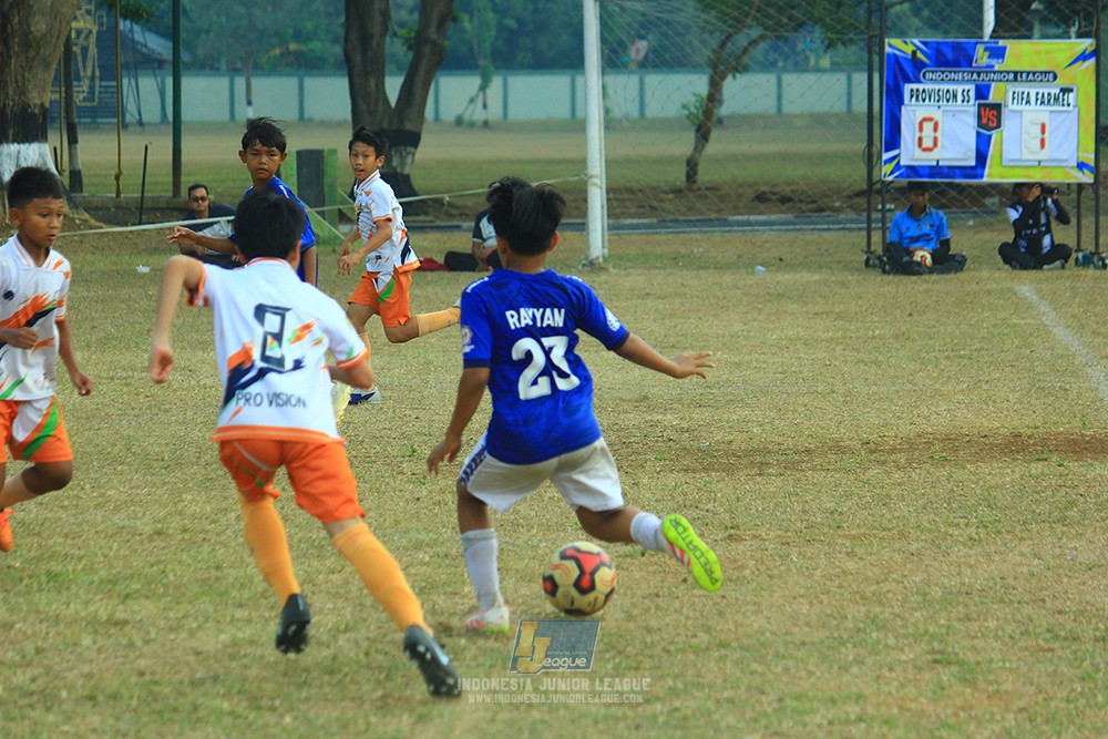 ijlu11 big8 190726 provision soccer school vs fifa farmel