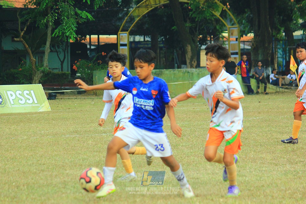 ijlu11 big8 190726 provision soccer school vs fifa farmel