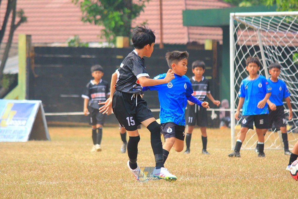 ijlu11 big8 190726 steelford united vs jips soccer