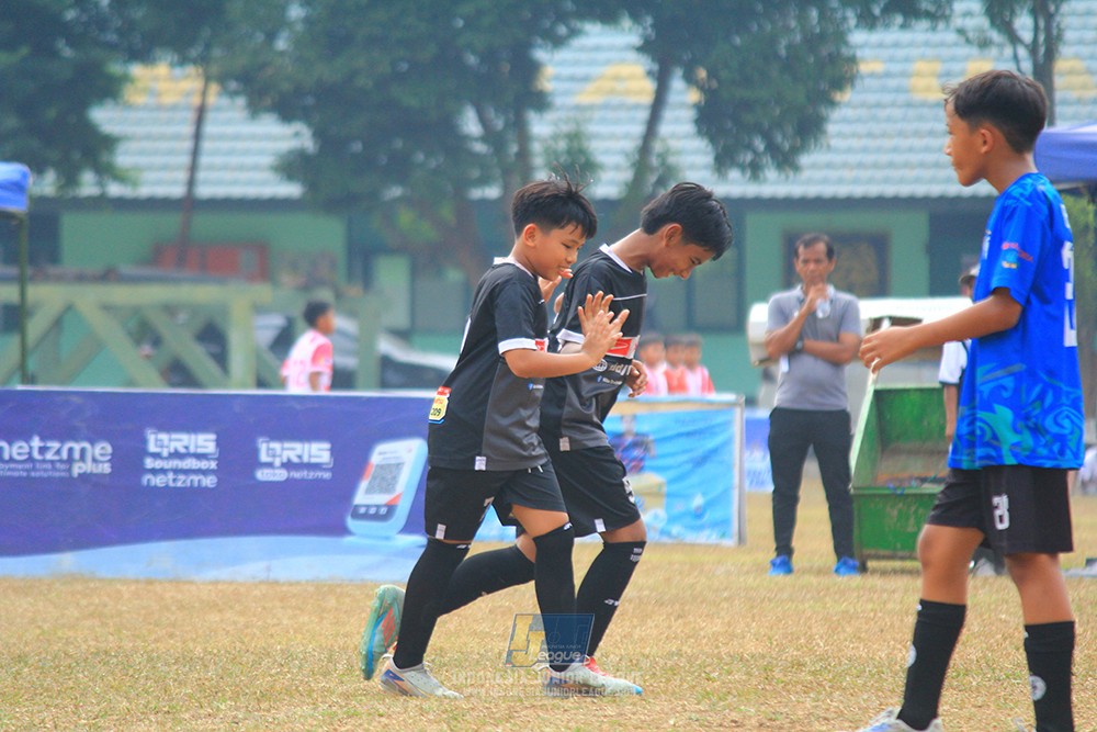 ijlu11 big8 190726 steelford united vs jips soccer