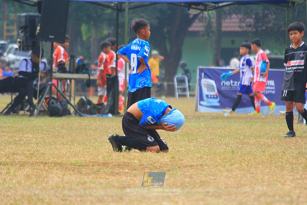 ijlu11 big8 190726 steelford united vs jips soccer